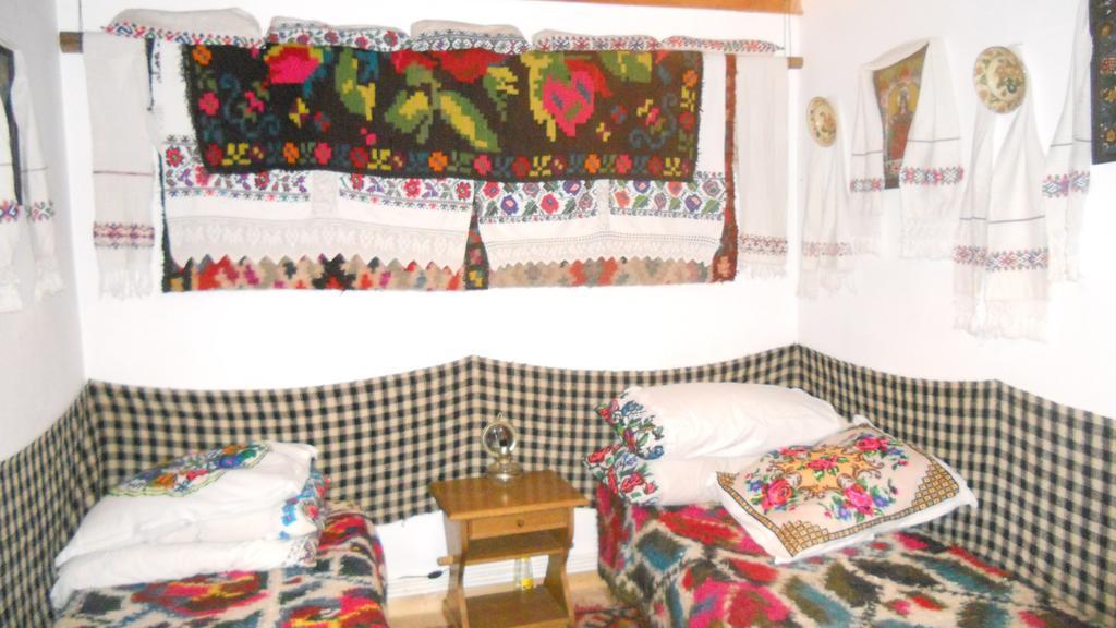 Busta House 호텔 Bogdan Vodă 객실 사진
